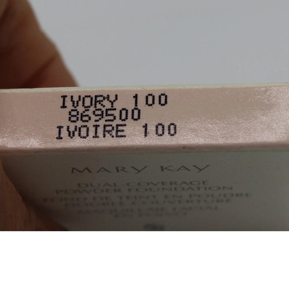 Mary Kay Dual-Coverage Powder Foundation Ivory 100 Matte Finish 0.32oz New Box